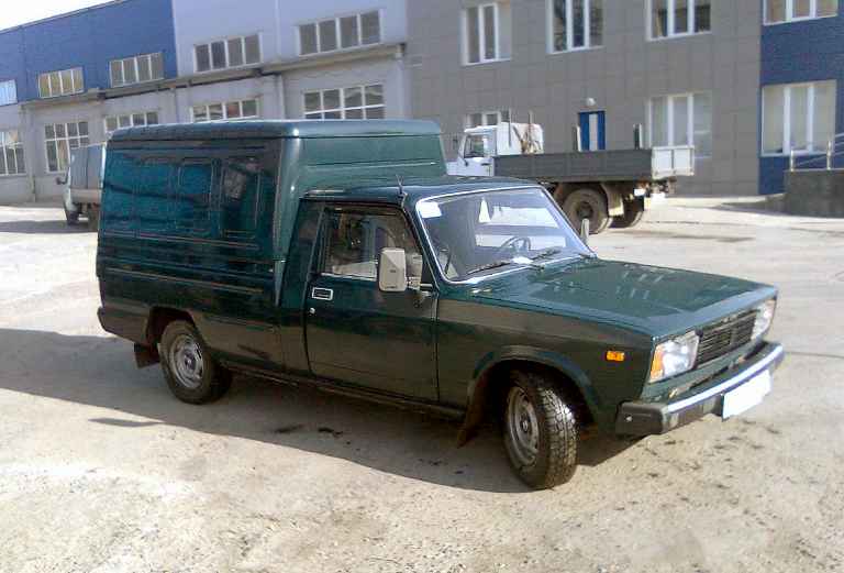 Заказ автомобиля для перевозки личныx вещей : Личные вещи из Ессентуков в Санкт-Петербург